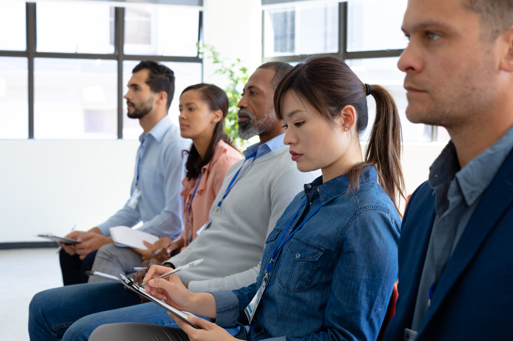 Mindfulness Uygulamaları ile Anı Yaşama ve Farkındalık Artırma